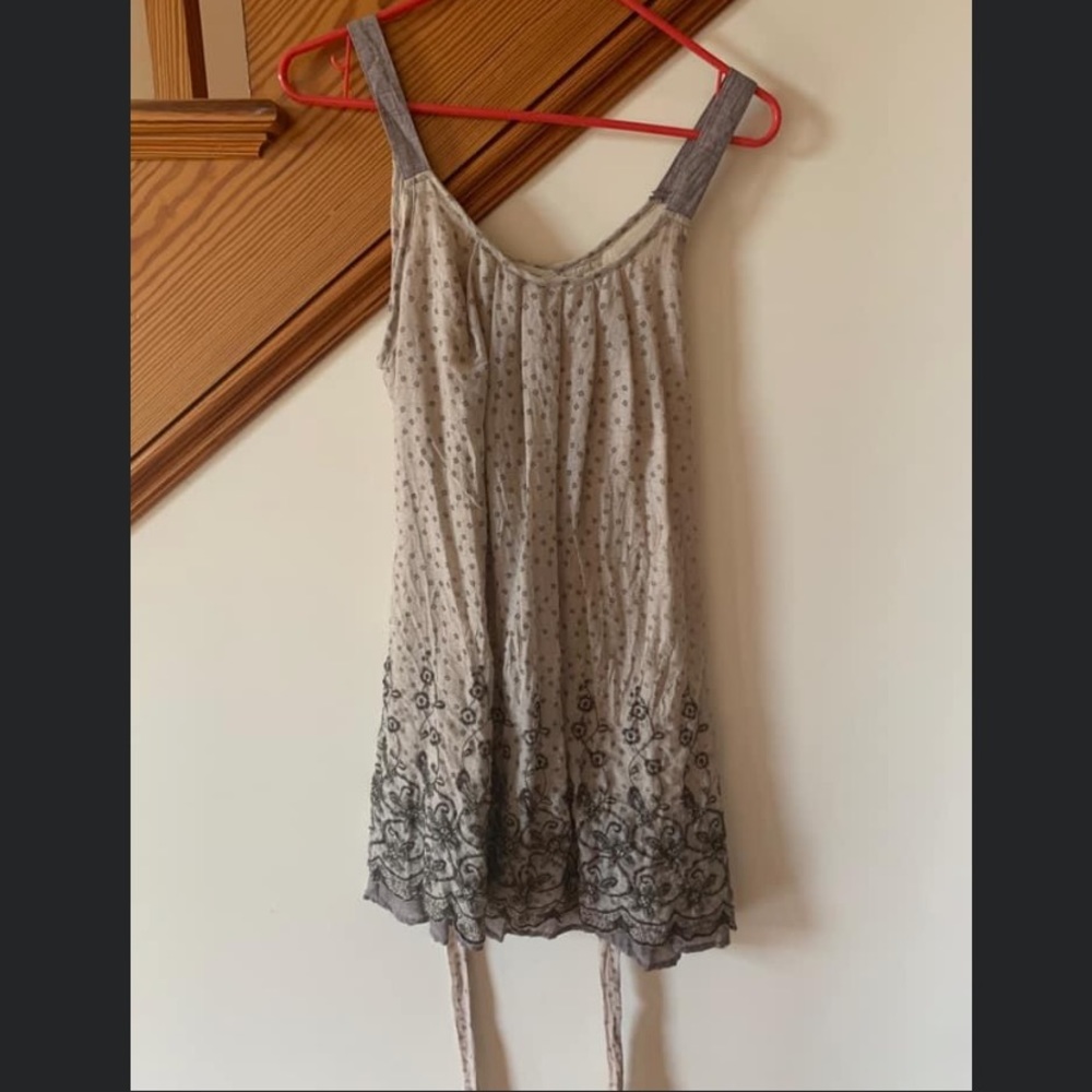 Women’s Blu Pepper brand dress. Size medium.
